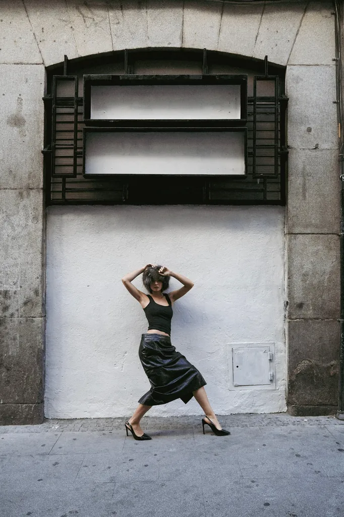 Toma 198. La pared blanca.